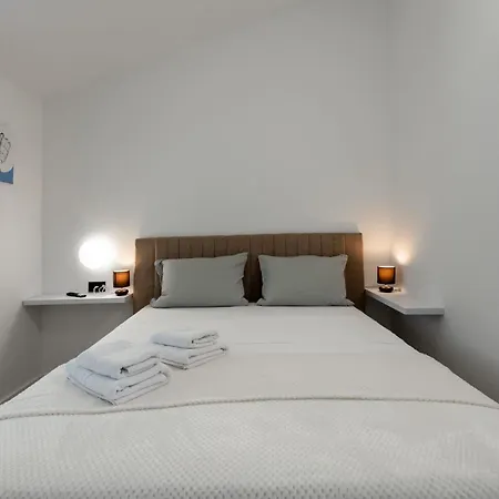 Apartment Sandra Vir